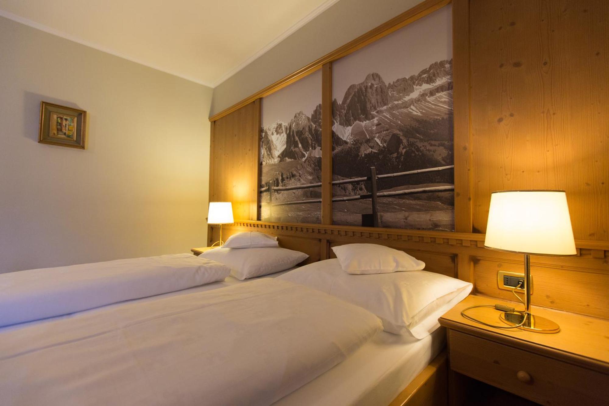 Eggentaler Hotel Кардано Екстериор снимка